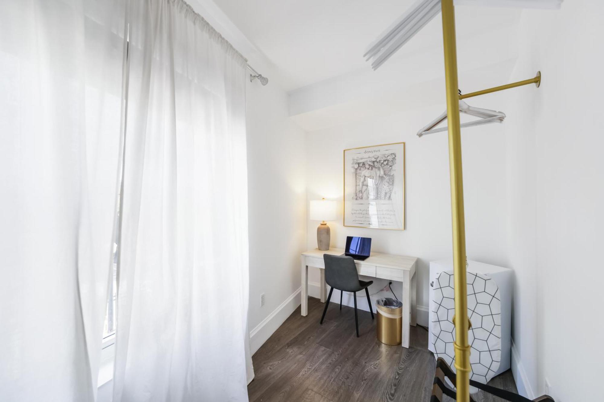Ithaca Aparthotel